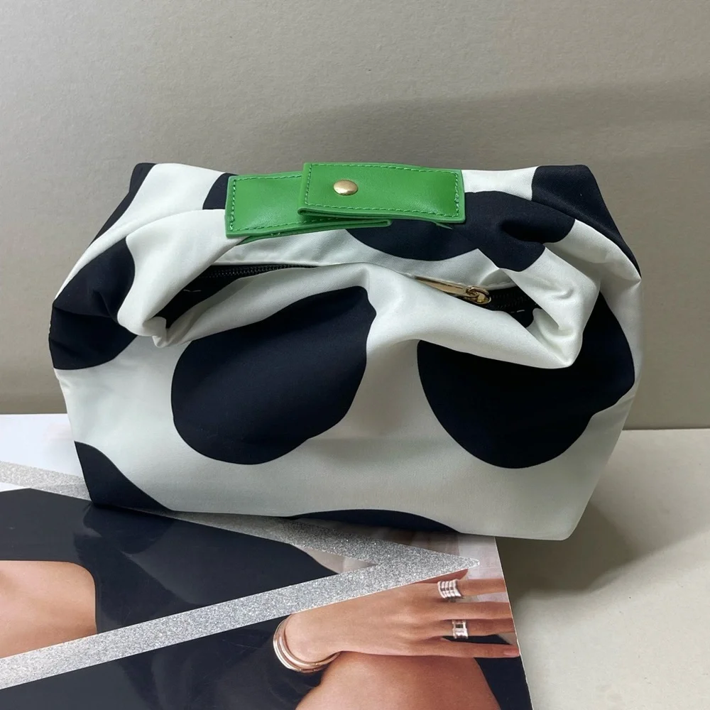 (new) Kate Spade costmetic pouch /travel kit toiletries polka dot